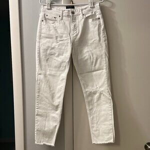 Distressed Girlfriend Jeans - Banana Republic - White - Size 28 / 6